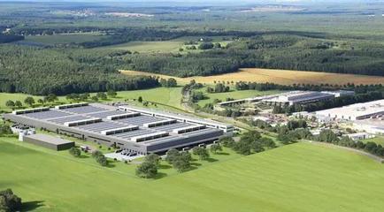 一品深一度 | 审慎、乐观与可期 解码梅赛德斯-奔驰的当下与未来——全球CEO康林松访谈启示录